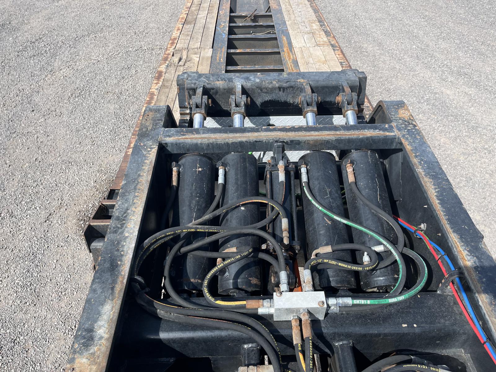 ./imagenes/INVOICE/2019/17956/TALBERT DE 60 TONELADAS (5).JPG